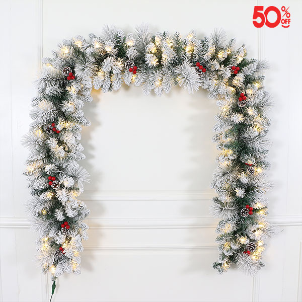 <h4>270cm PE Tips Garland with Cones & red berries
